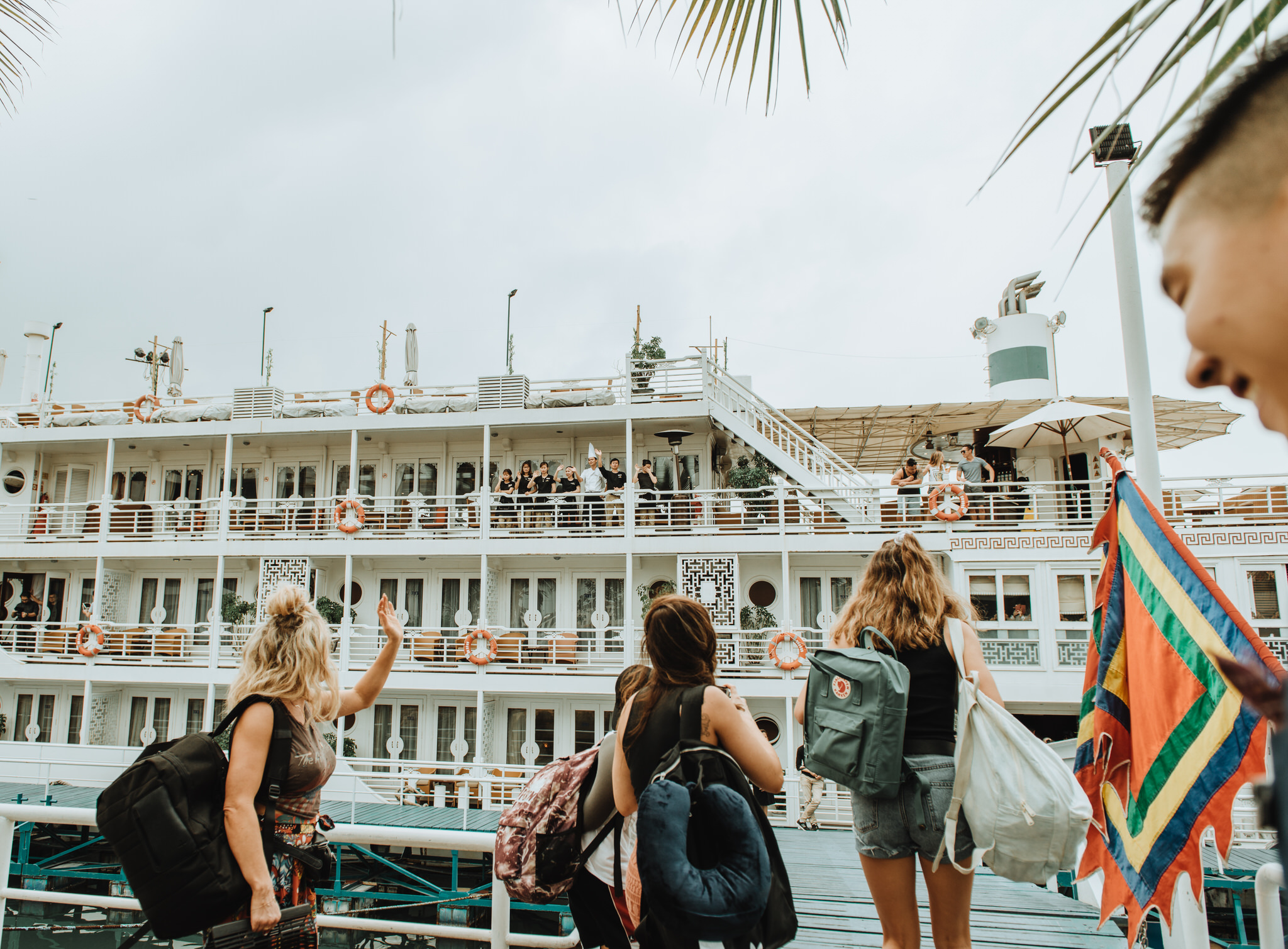 T + R | Bhaya Cruise, Ha Long Bay, Viet Nam 4