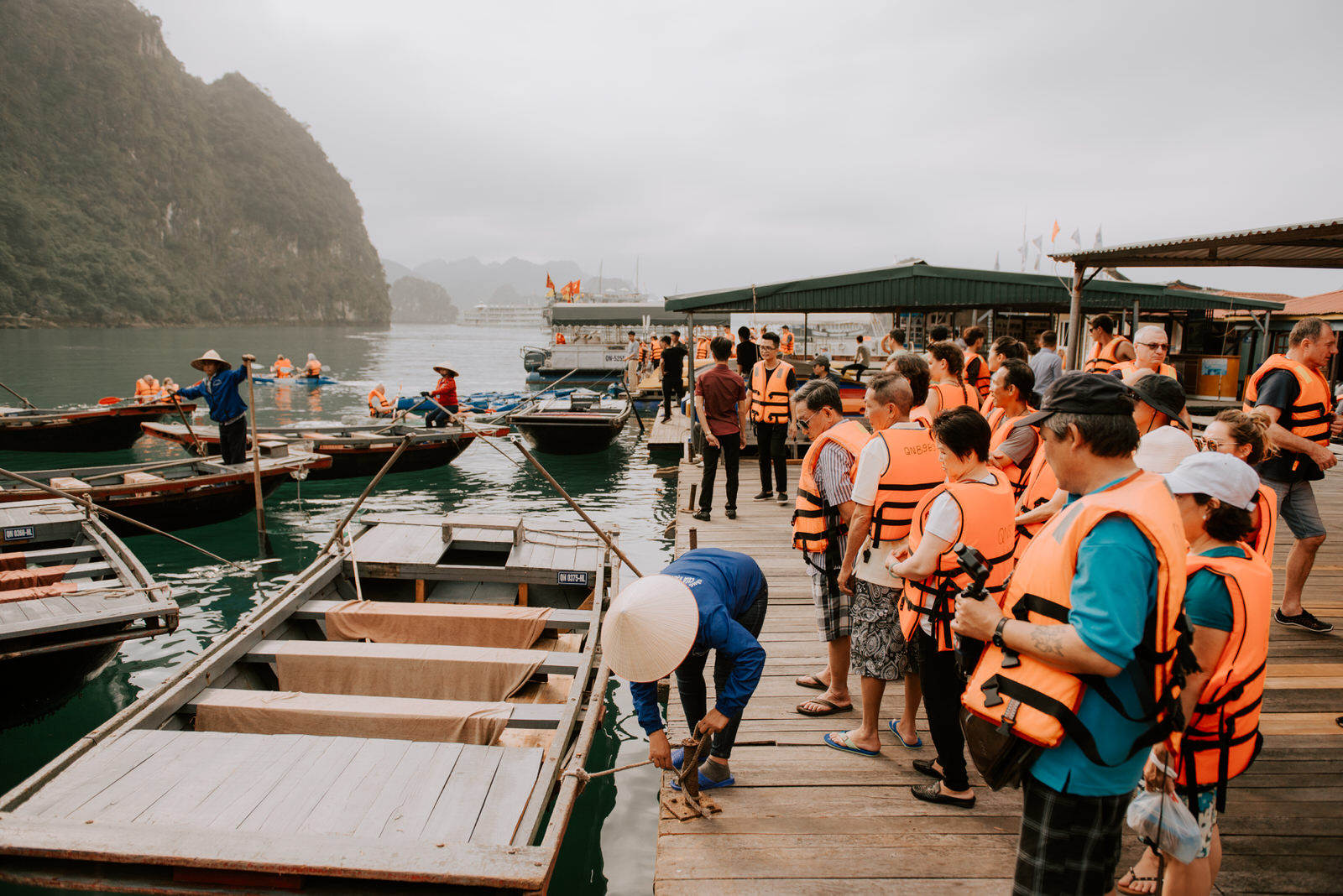 T + R | Bhaya Cruise, Ha Long Bay, Viet Nam 21