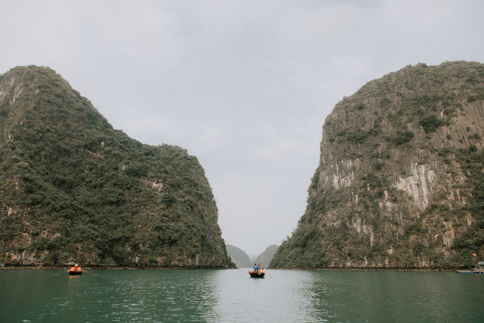 T + R | Bhaya Cruise, Ha Long Bay, Viet Nam 26