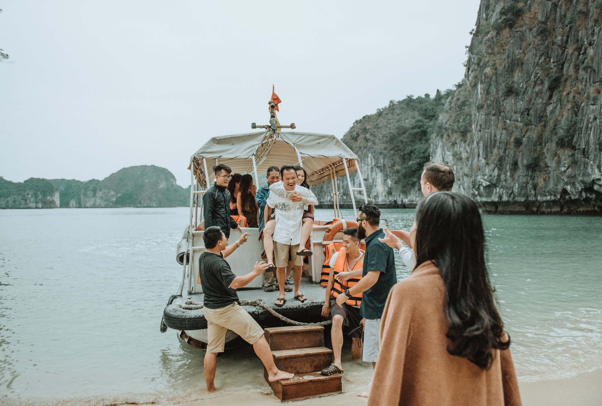 T + R | Bhaya Cruise, Ha Long Bay, Viet Nam 88